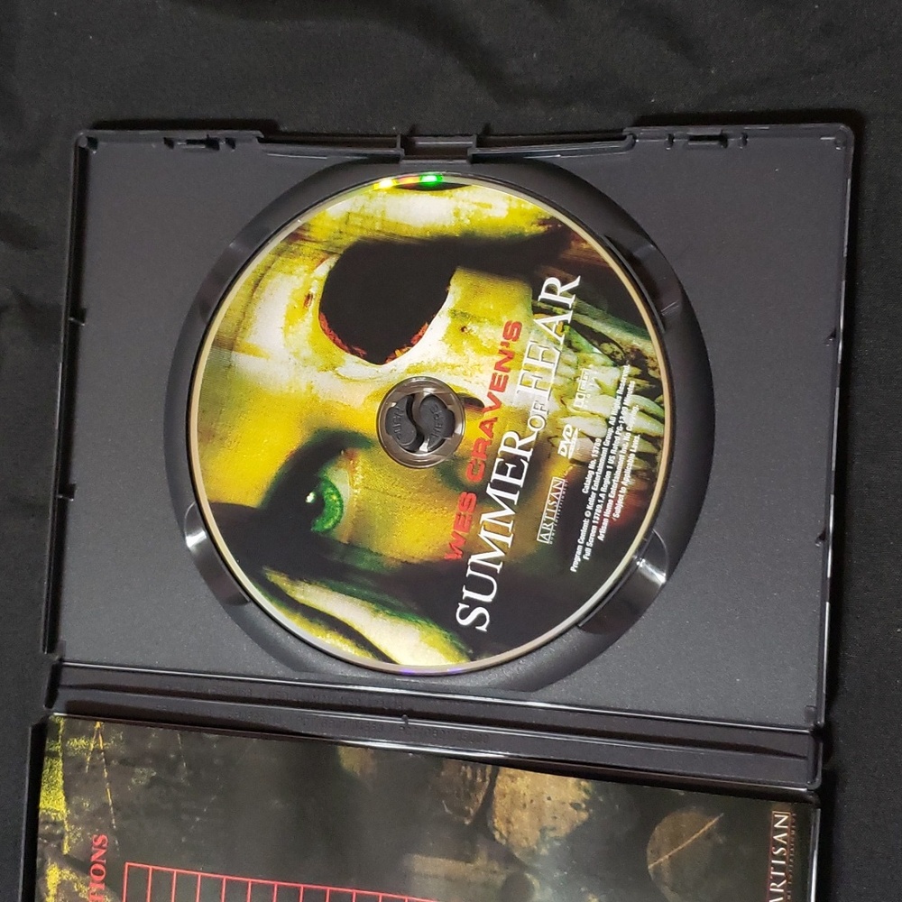 Multiple DVD's - Picture 11 of 16